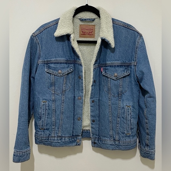 Women’s Levi’s Red Tag Sherpa lined Boyfriend Denim Jacket, Size Small - Picture 1 of 16